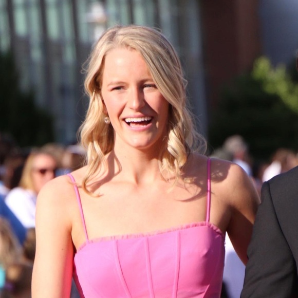 Meet your Posher, Lucy - Picture 1 of 1